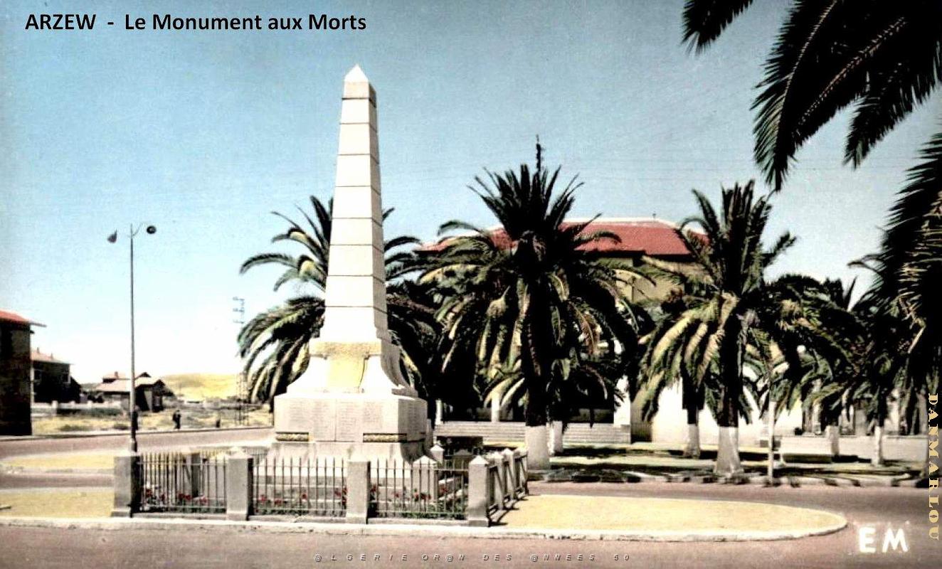 Arzew - Monument aux Morts.jpg